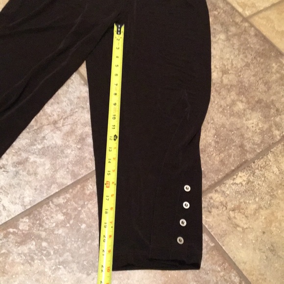 DONATED Chico’s Travelers 🧳 SZ 1 - Picture 5 of 6